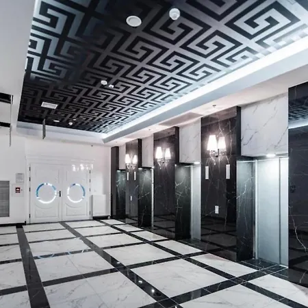 Hanza Tower White 24 Pool & Jacusi Stettino